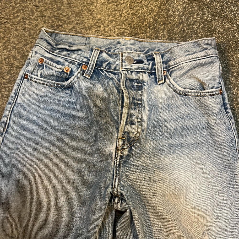 Levi’s Wedgie Raw Hem Jeans 25